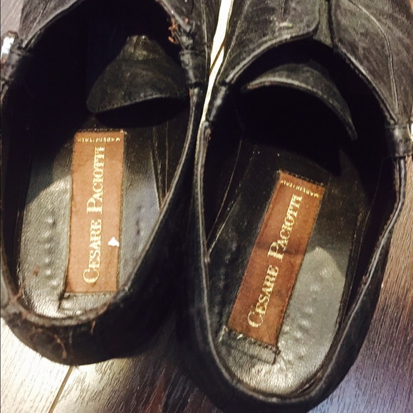 Shoes - Picture 2 of 4