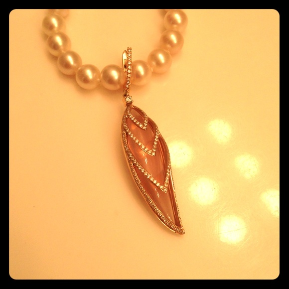18k Rose Gold and Diamond pearl strand enhancer