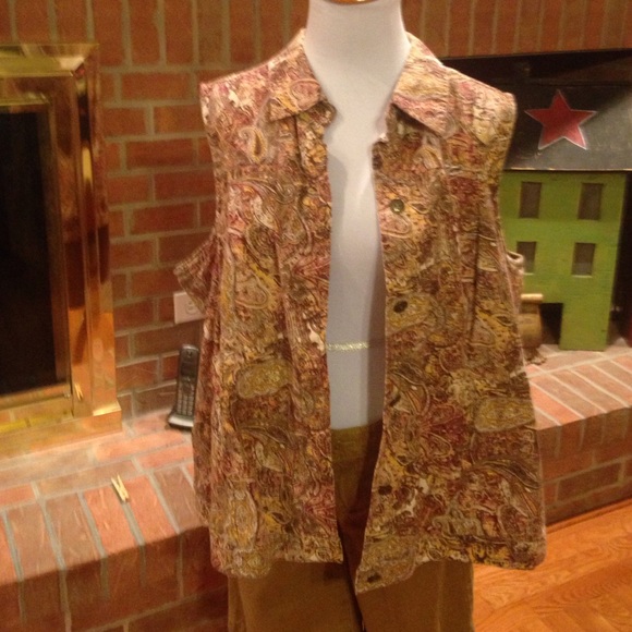 CJ Banks ️SIZE  1X- Cute Vest - Picture 3 of 3