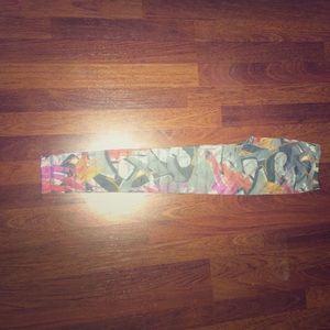 Paint Splatter Graffiti Leggings