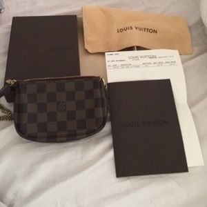 Louis Vuitton Mini Pochette