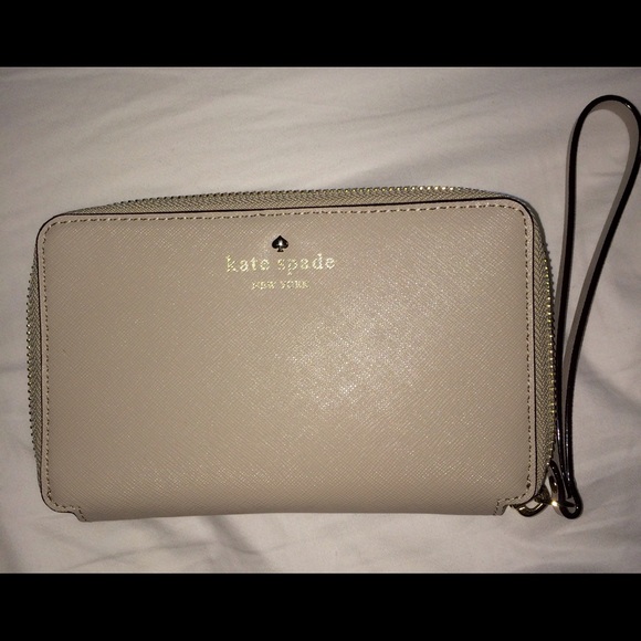 Kate Spade Beige Wristlet