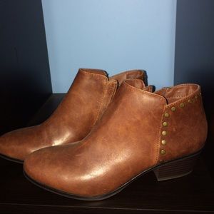 Style & Co Waverly Booties