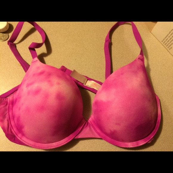 PINK Victoria's Secret Other - Magenta Victoria's Secret Pink bra