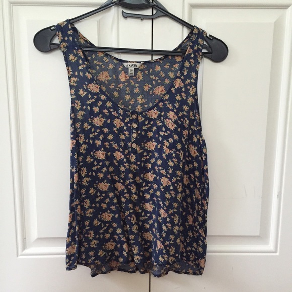 *SOLD* Blue Floral Tank Top - Picture 1 of 3