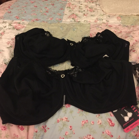 2 brand new black lace bra's