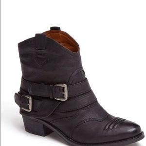 Nine West  woman booting