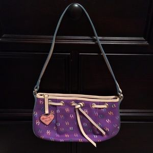 NEW DOONEY & BOURKE LOGO PURPLE CANVAS HANDBAG