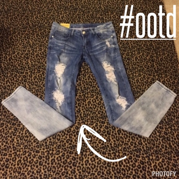 Ripped Jeans