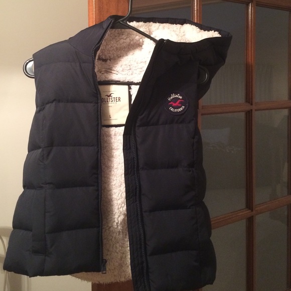 Large Hollister fur vest
