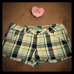 Arizona - plaid shorts size 7.