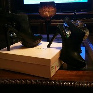 Black pointed toe bootie