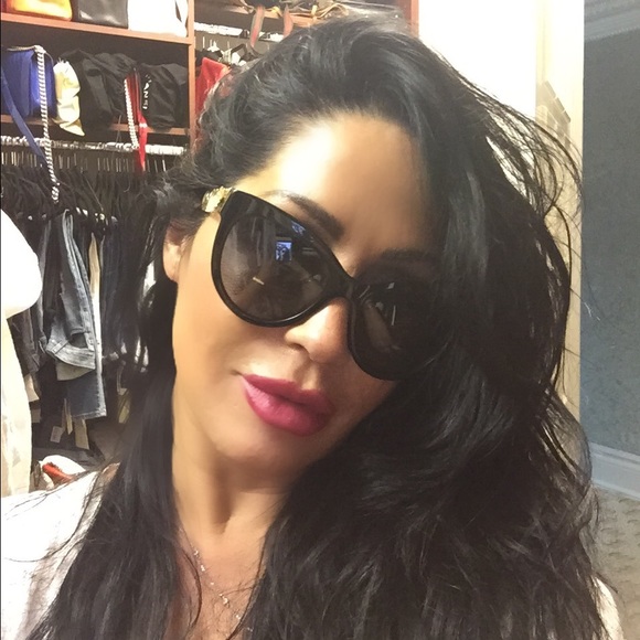 Dolce & Gabbana sunnies! ๐๐ฅcat eye - Picture 2 of 4