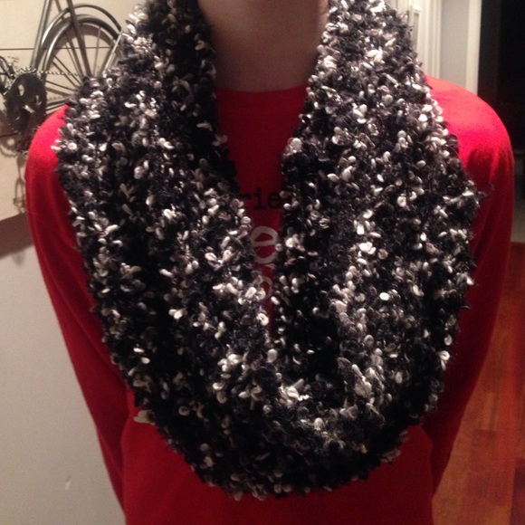 same scarf