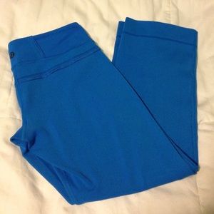 Lululemon cobalt blue crops