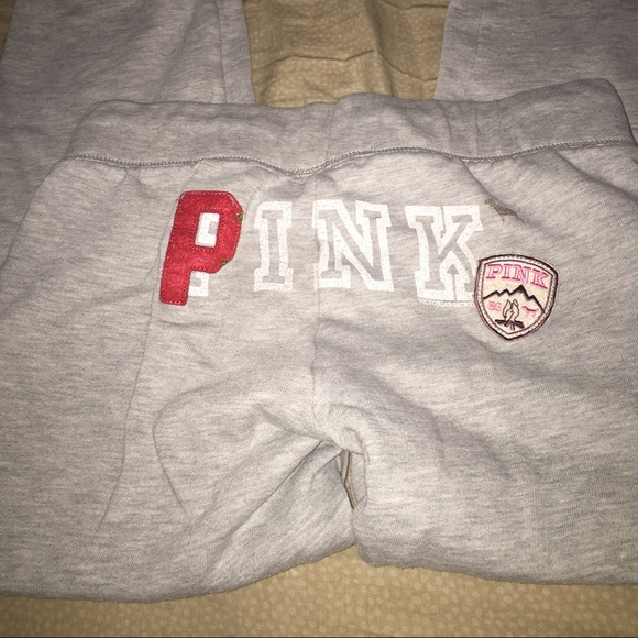 Capri sweatpants by VS