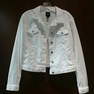Hold! GAP white denim jacket bundle with shirt