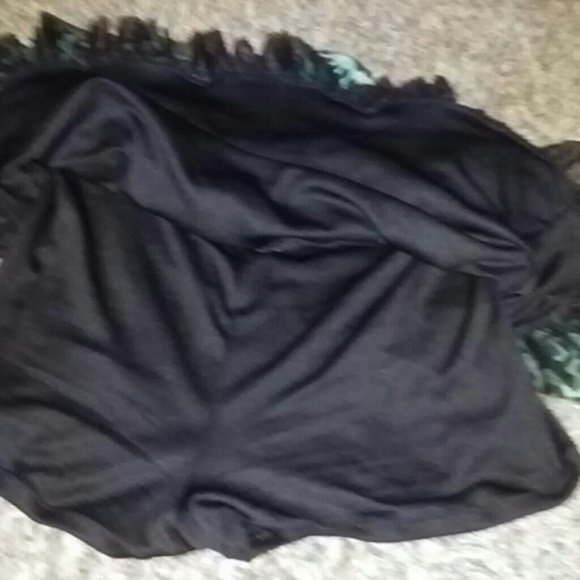 Sold - Picture 3 of 3