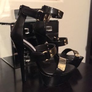Steve Madden Areaa heels