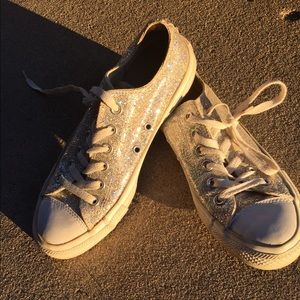 Sparkle converse