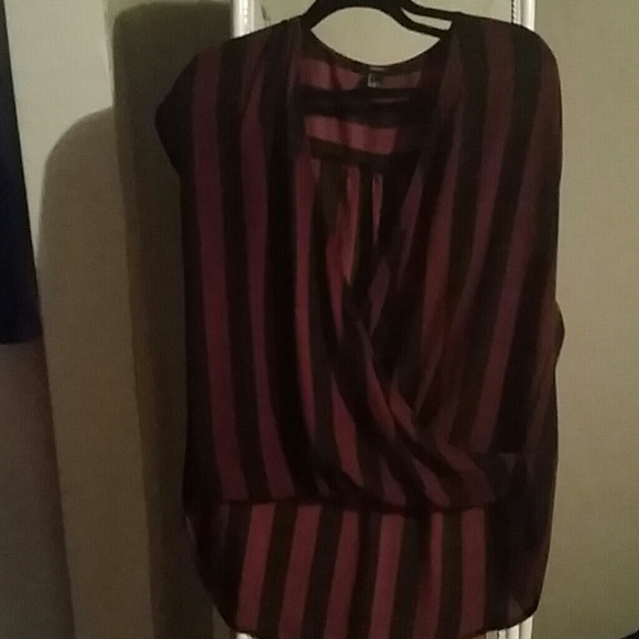 Striped hi lo top
