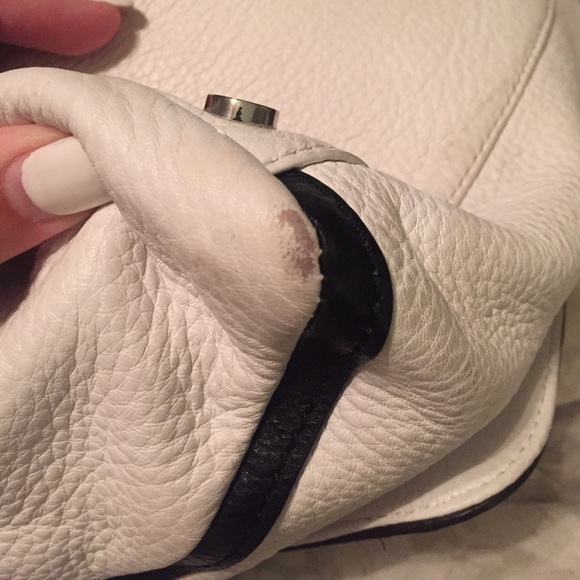 * sold locally *Flash sale Authentic Michael Kors - Picture 3 of 4