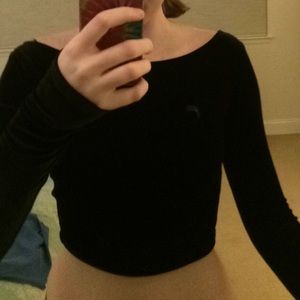 URBAN OUTFITTERS VELVET CROP TOP KIMICHI BLUE