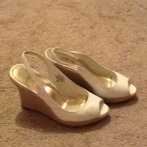Like new only use two times size 6.5