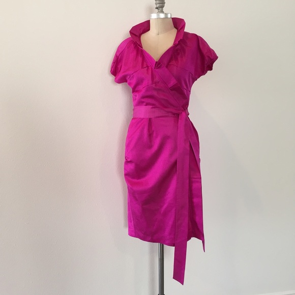 ❌SOLD❌DVF hot pink silk ruffled neck wrap dress - Picture 3 of 4