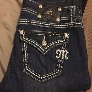 Super cute miss me jeans!