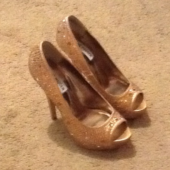 Gold-pink so cute Steve Madden size size 7