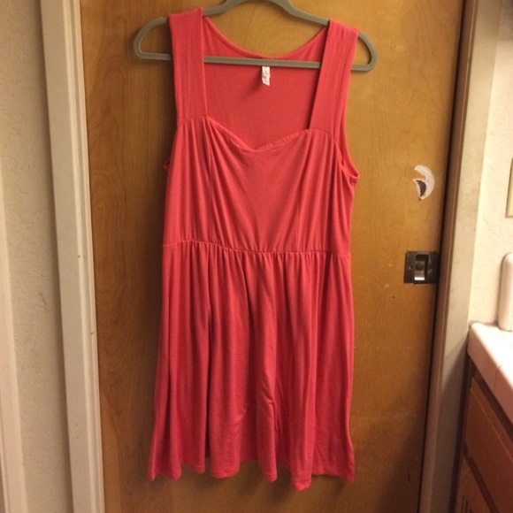 Pink sweetheart dress