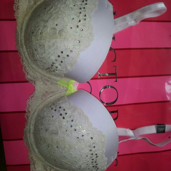 VS Dream angels lined demi bra - Picture 1 of 3