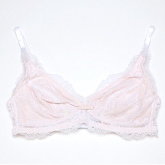 Elle McPherson nursing bra.