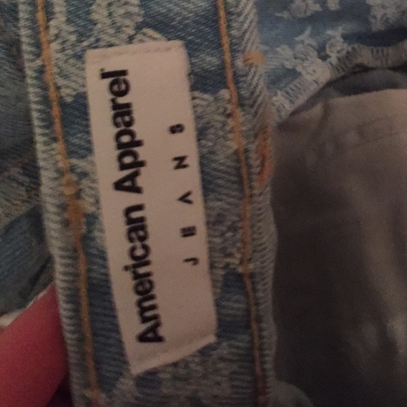 American Apparel high waisted flower shorts! - Picture 3 of 4