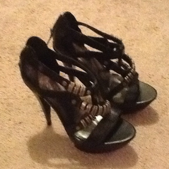 Black and silver 6.5 size, jessica Simpson
