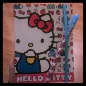 SOLD New hello kitty notepad + pen!