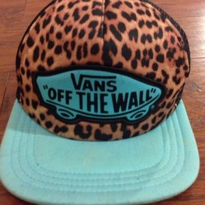 Vans cheetah SnapBack