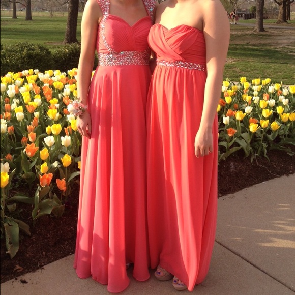 Coral Prom dress- size 6