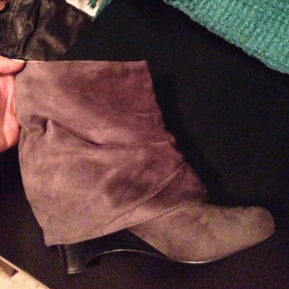 Naughty Monkey grey booties. Size 9.