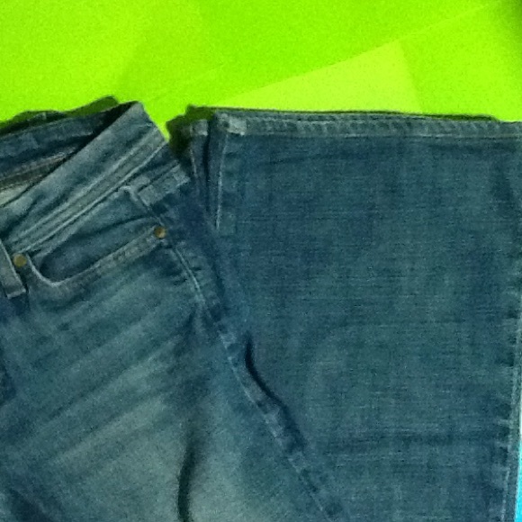 ⬇️⬇️JOE'S JEANS. BOOT LEG CUT ⬇️⬇️ - Picture 4 of 4