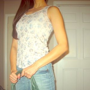 Love Tree burnout floral tank size Small