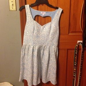 Rose open back dress! 😍