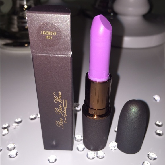 💋SOLD💋MAC BNIB BAO BAO WAN LIPSTICKS - Picture 2 of 4