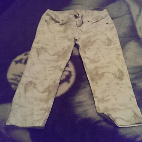 Capri's - Picture 2 of 2