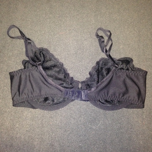 Black Lacey Bra - Picture 2 of 4