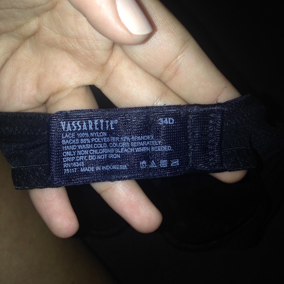 Black Lacey Bra - Picture 4 of 4