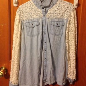 Lace and denim button up! 💙