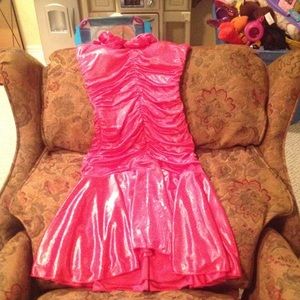 I have a pink formal dress its a (M) im asking $45