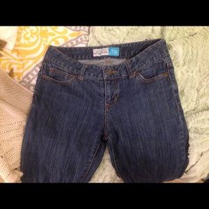 Aeropostale skinny jeans.